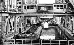 THE IMMENSE TROUGH in which barges are raised from one level of the Hohenzollern Canal to another