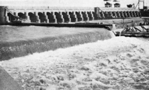 THE BED OF THE RIVER Euphrates was artificially built up above and below the Hindiya Barrage