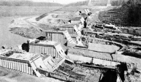 BUILDING THE NORRIS DAM on the Clinch River