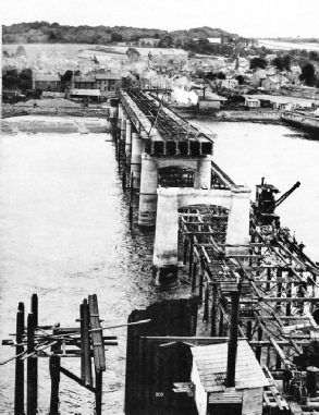 Construction of the Kincardine Swing Bridge