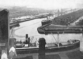 The Manchester City Docks system