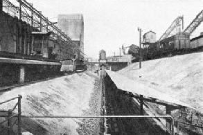 ON THE COKE WHARF
