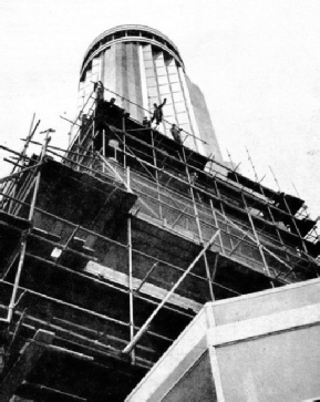 SCAFFOLDING at the top of the Empire State Building