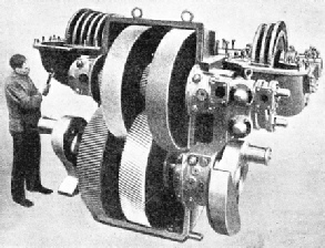 REAR VIEW OF TURBINE AND GEARING of the German locomotive illustrated above