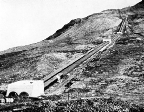 LAYING THE PIPE LINES between the portal of the Ben Nevis Tunnel and the power house at Fort William