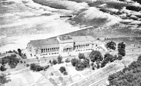 the Toronto Power Generating Station is situated near the rapids above the Horseshoe Falls