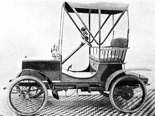ALL-WEATHER BODYWORK on the Calthorpe car of 1906