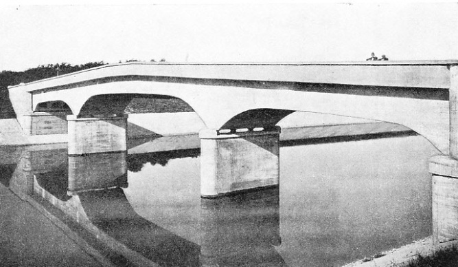 BLACKWATER BRIDGE, Shannon power scheme