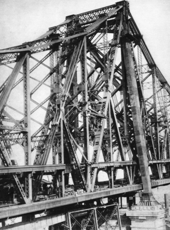 Lattice steelwork on one of the central cantilever towers of the Queenboro’ Bridge