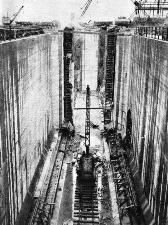 A miniature dock off the entrance to the King George V graving dock