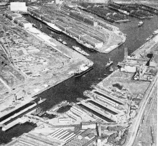 MODE WHEEL LOCKS form the entrance to Manchester Docks from the Manchester Ship Canal