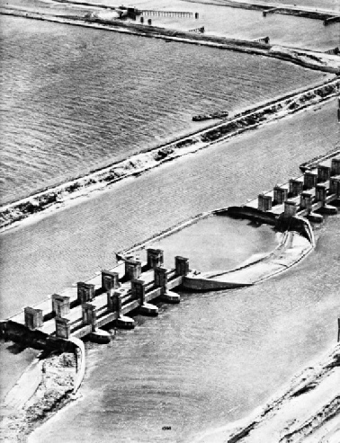 BETWEEN THE IJSELMEER AND THE NORTH SEA is a great dam