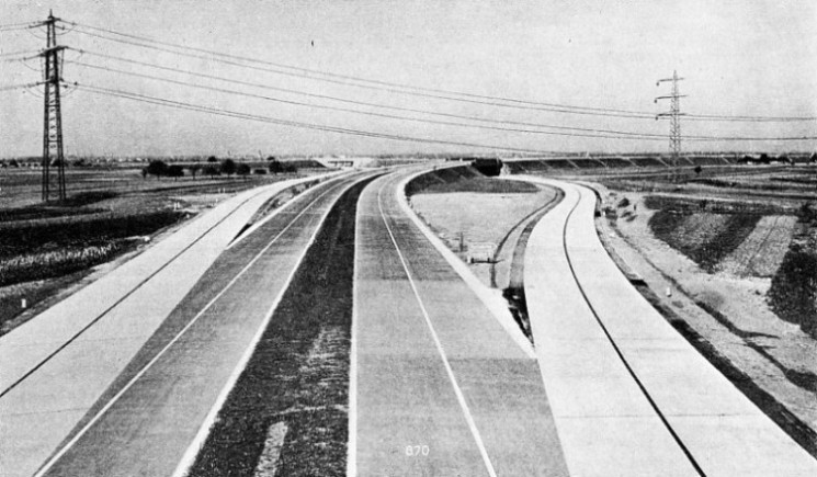 FLYING JUNCTION OR BIFURCATION on a German motorway