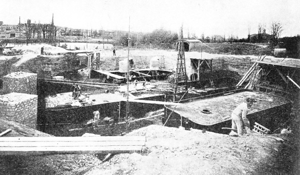 FOUNDATIONS FOR THE EIFFEL TOWER 