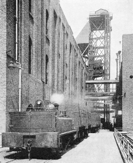 A COKE HOIST AT BECKTON