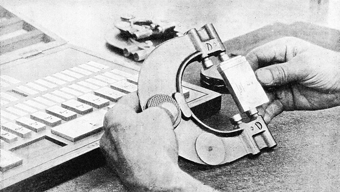TESTING STANDARD GAUGES for accuracy by Johansson blocks