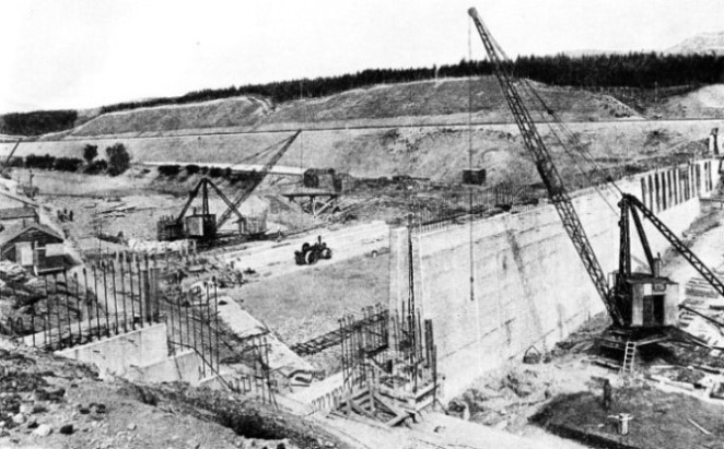 CENTRAL CONCRETE CORE WALL of the Treig Dam